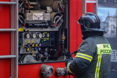 Пять человек пострадали при пожаре на заводе в Каменске-Шахтинском