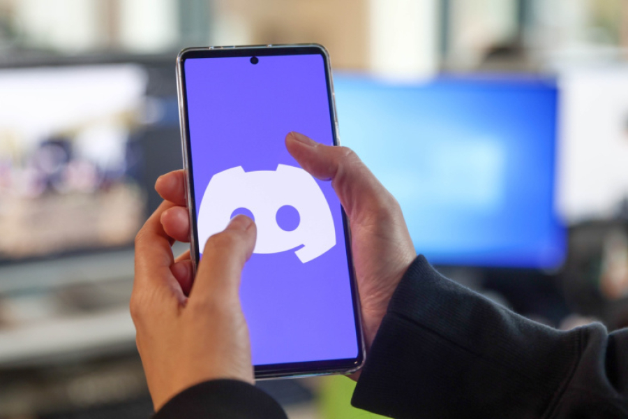 Путин заявил о необходимости доработки мессенджера MAX