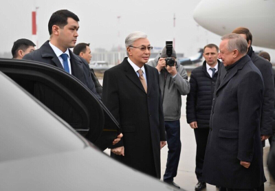 Токаев прибыл в Санкт-Петербург для участия в заседании Высшего Евразийского экономического&nbsp;&nbsp;