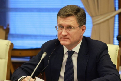 Новак поручил усилить контроль за ценами на топливо