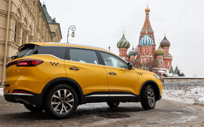 Минпромторг обновил список машин, допущенных к работе в такси