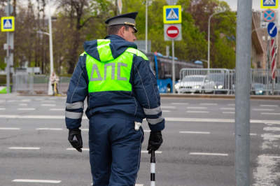 В ГАИ перечислили лекарства, которые нельзя пить перед вождением автомобиля