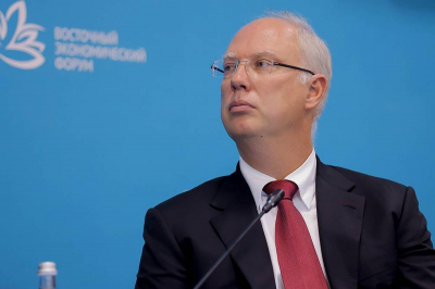 &laquo;Феодализм по-европейски&raquo;: Дмитриев высмеял кондиционер для фон дер Ляйен &mdash; &laquo;слугам с нижних этажей&raquo; прохлада не положена