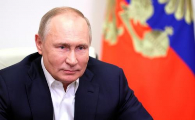 Метрополитен Петербурга получил почетный знак &laquo;За успехи в труде&raquo; от Путина