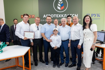 Первый в России агротехкласс кооперативного профиля открыли в Алексеевском районе Татарстана