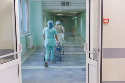 В Подмосковье мужчину госпитализировали с подозрением на оспу обезьян