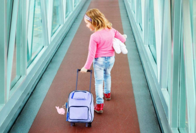 Более 3 тысячам детей предоставят бесплатный перелет по программе Kids go free в 2024 году