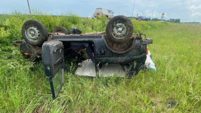 Не рассчитал скорость и перевернулся: в Татарстане пожилой водитель скончался, вылетев в кювет 15/06/2026 &ndash;