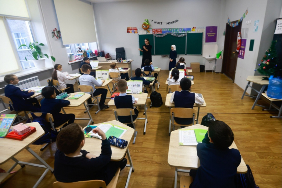 Школьникам Татарстана продлили осенние каникулы до 13 дней