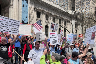 Многотысячные протесты против Трампа прошли в городах США
