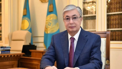Касым-Жомарт Токаев поздравил казахстанцев с праздником Ораза айт