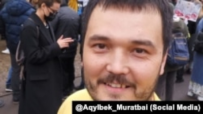 Казахстан отказал в предоставлении убежища каракалпакскому активисту Акылбеку Муратову