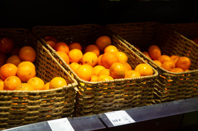 Финэксперт Матвеева: к весне нужно закупиться цитрусовыми и напитками