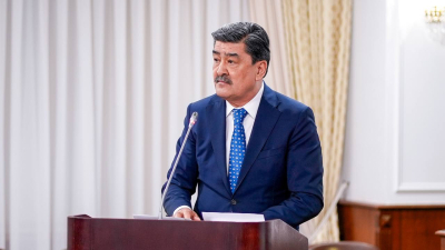 Министр экологии выполнил обещание и провел эксперимент с прогревом машины